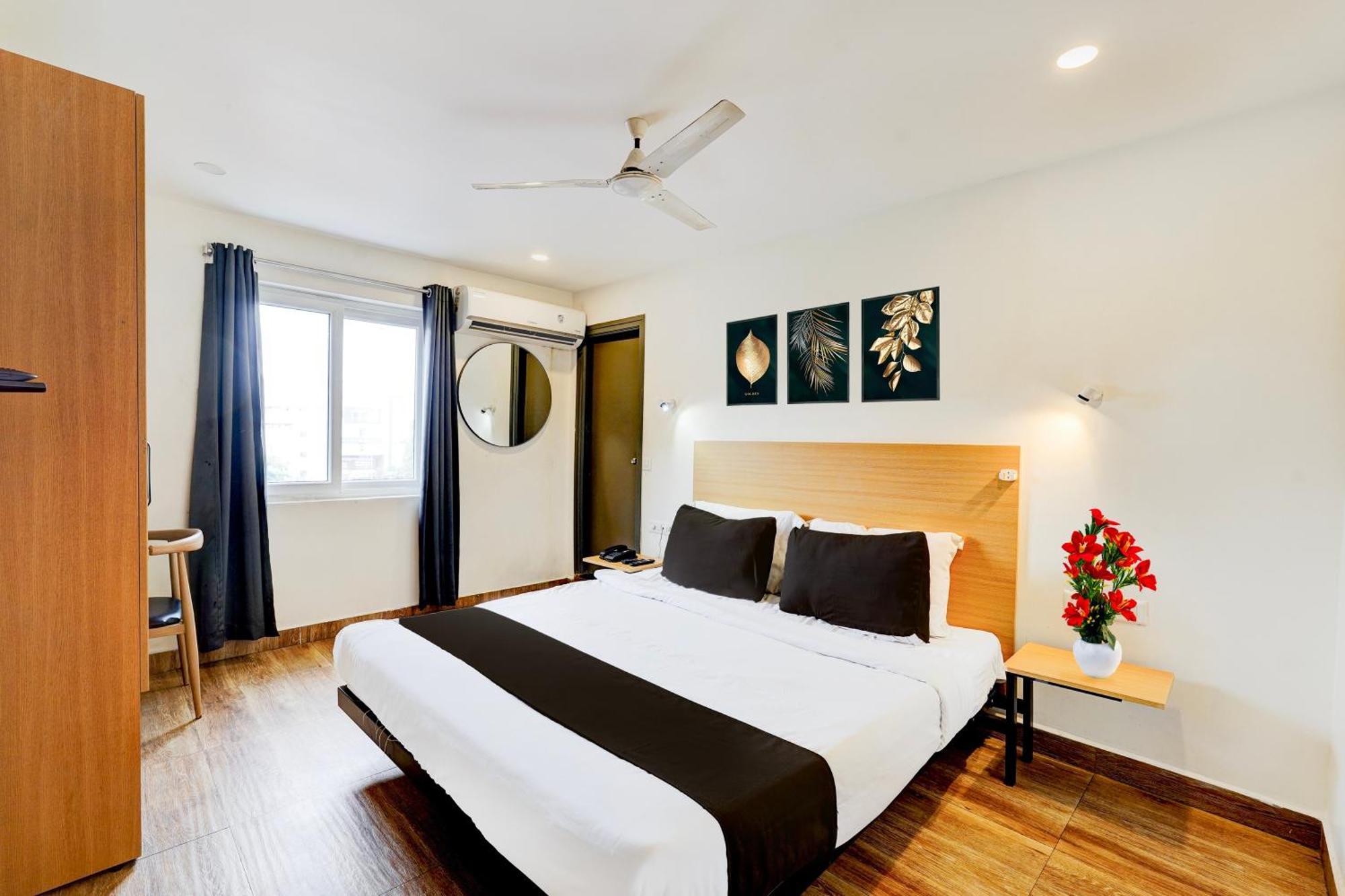 Hotel Super Townhouse Tirupati Esterno foto