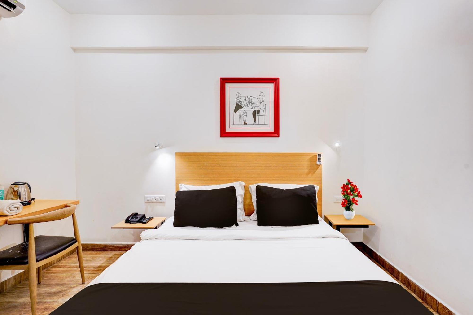Hotel Super Townhouse Tirupati Esterno foto